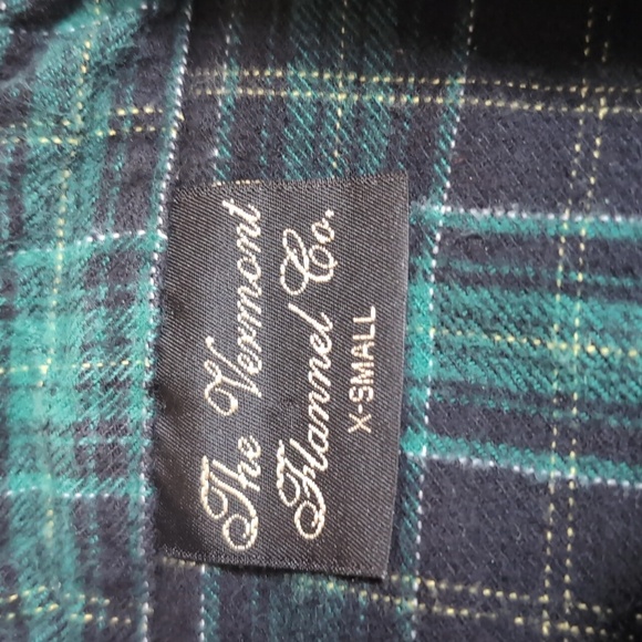 The Vermont Flannel Co. Black/Green Plaid Flannel Button Up USA Made Size XS - Picture 4 of 10